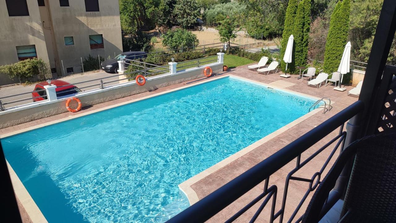 Guesthouse Michobeis Kamarína Dış mekan fotoğraf