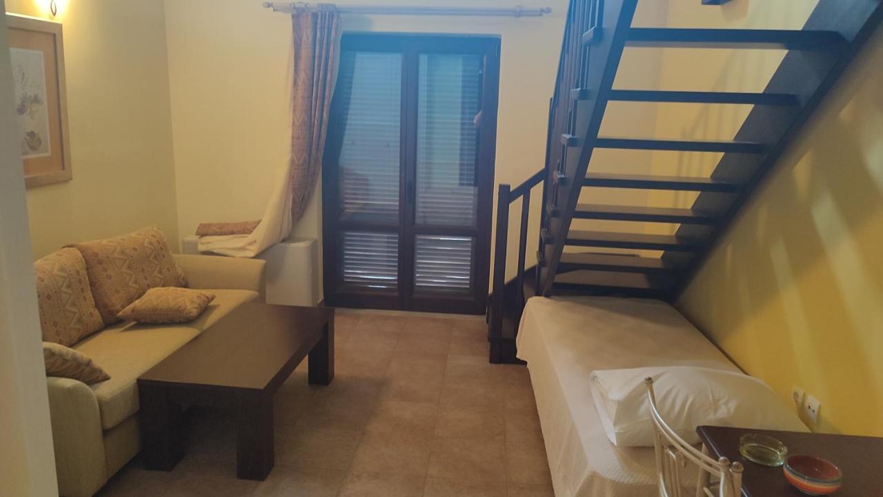 Guesthouse Michobeis Kamarína Dış mekan fotoğraf