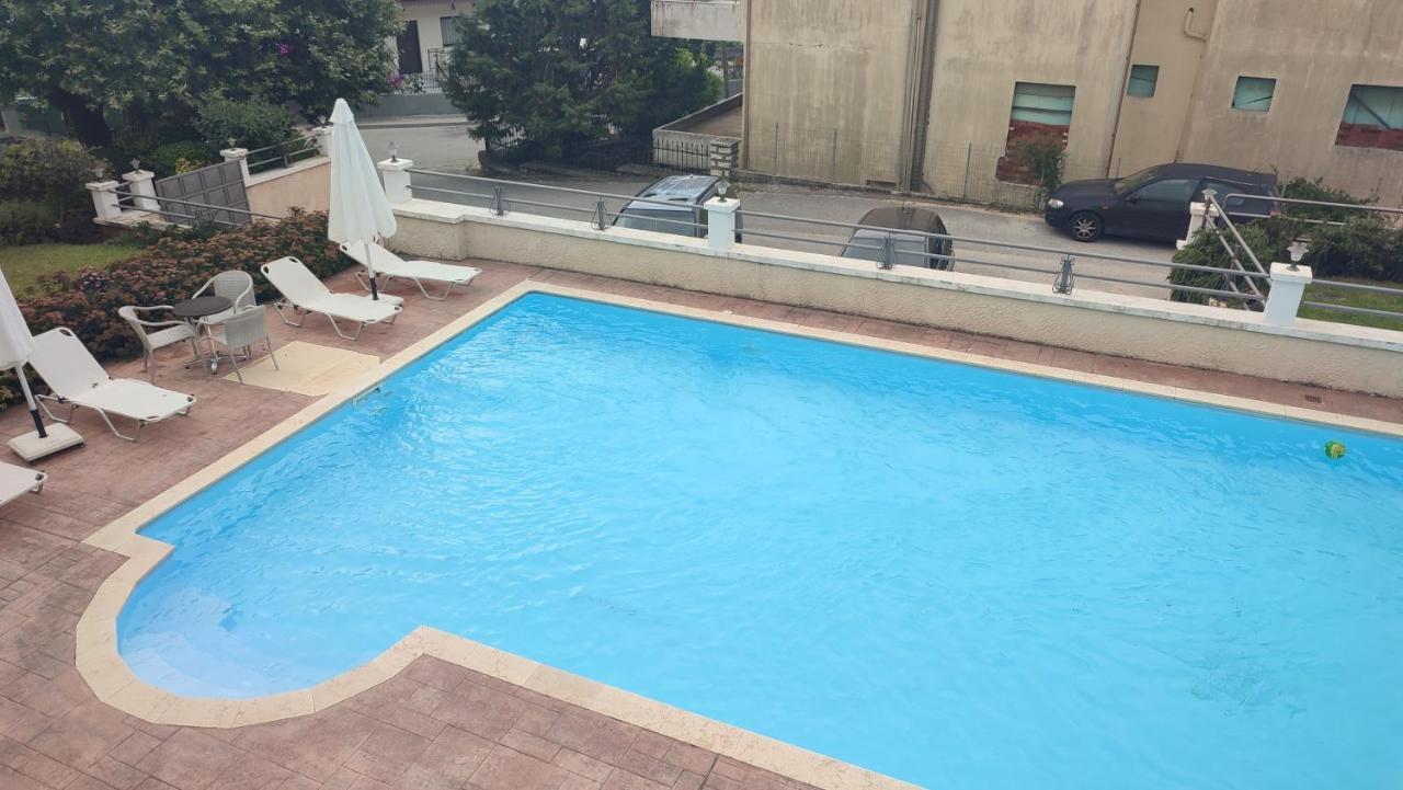 Guesthouse Michobeis Kamarína Dış mekan fotoğraf